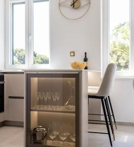 Διαμέρισμα Hedonist Σπλιτ