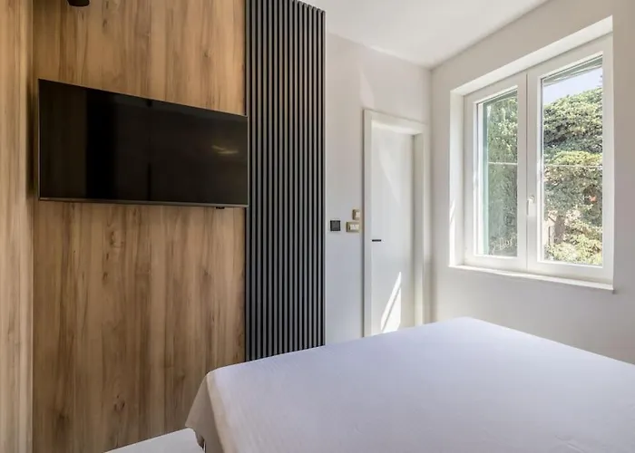 Hedonist Διαμέρισμα